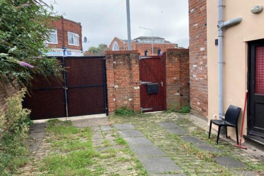 Investment Property For Sale in Eagle Street