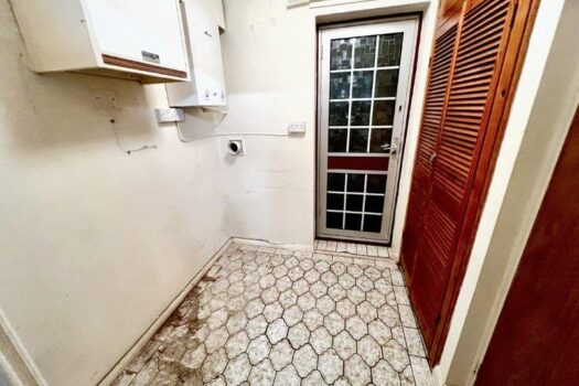 Three Bedroom House For Sale in Dorchester Road