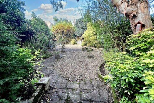 Three Bedroom House For Sale in Dorchester Road