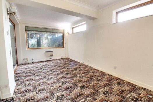 Three Bedroom House For Sale in Dorchester Road