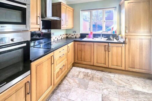 Four Bedroom House To Let in Marble White Drive