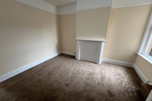 Three Bedroom House To Let in Bloomfield Street