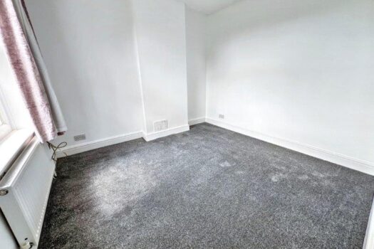 Three Bedroom House To Let on Foxhall Road