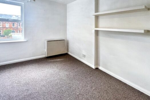 Two Bedroom Apartment To Let in Cauldwell Hall Road