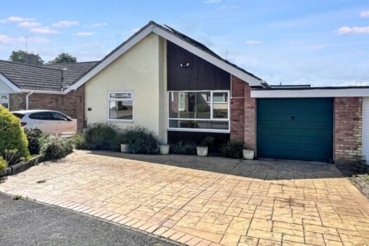 Four Bedroom Bungalow For Sale in Ixworth