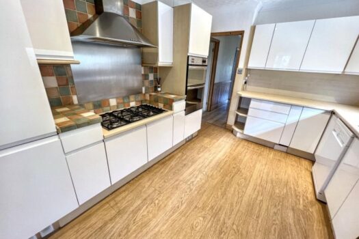 Four Bedroom Bungalow For Sale in Ixworth