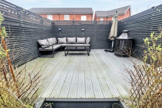 Four Bedroom Detached House For Sale in The Circle