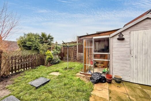 Two Bedroom House For Sale in Roman Close