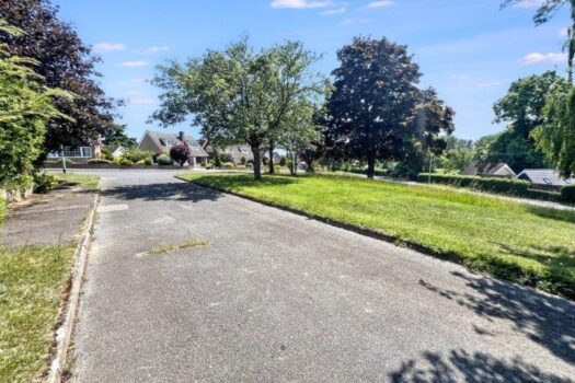 Four Bedroom House For Sale in Canterbury Road