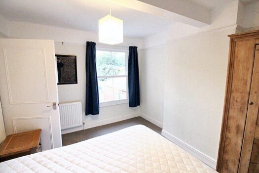 Two Bedroom Apartment To Let in Westerfield Road