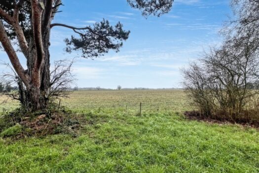 Two Bedroom Chalet For Sale in Tattingstone