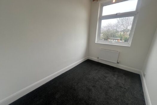 Three Bedroom House To Let in Avondale Road
