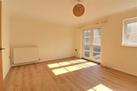 Three Bedroom House To Let in Turret Lane