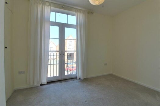 Three Bedroom House To Let in Turret Lane