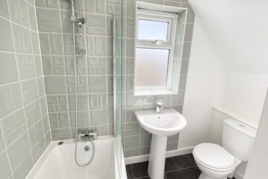 Three Bedroom Bungalow For Sale in Temple Road