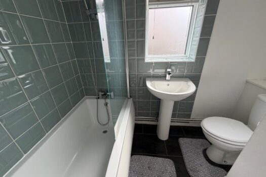 Three Bedroom Bungalow For Sale in Temple Road