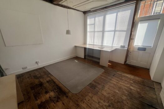 Office Premises To Let In Eagle Street