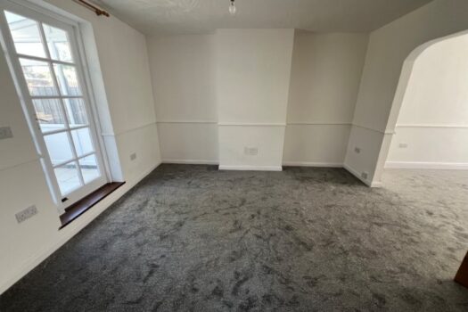 Three Bedroom House To Let on Nacton Road