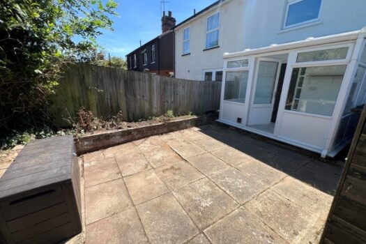 Three Bedroom House To Let on Nacton Road