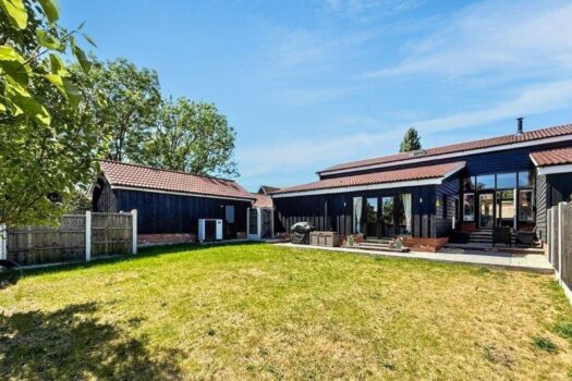 Three Bedroom Barn For Sale in Baylham