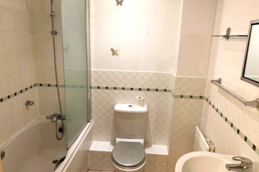 One Bedroom Apartment To Let in Yeoman Close