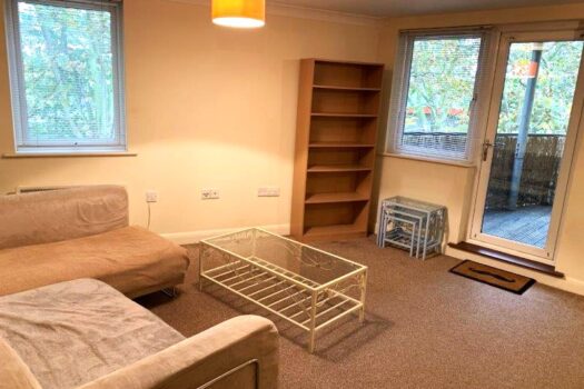 One Bedroom Apartment To Let in Yeoman Close