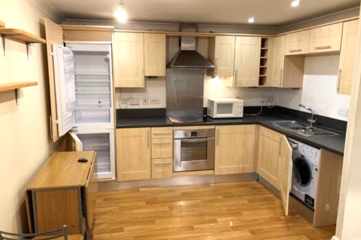One Bedroom Apartment To Let in Yeoman Close