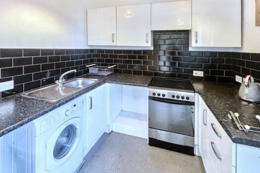 Two Bedroom Apartment To Let in Friars Street
