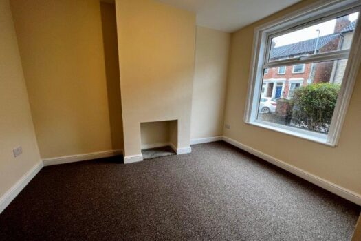 Two Bedroom House To Let in Hervey Street