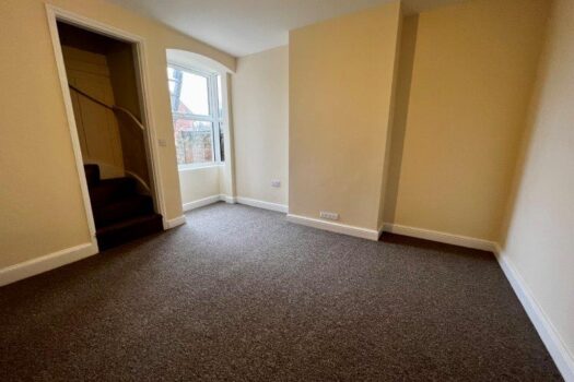 Two Bedroom House To Let in Hervey Street