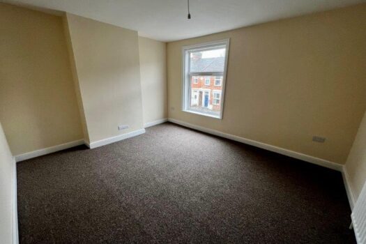 Two Bedroom House To Let in Hervey Street