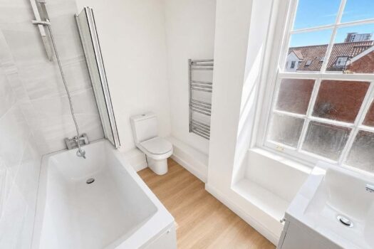 Studio Apartment To Let in Orwell Place