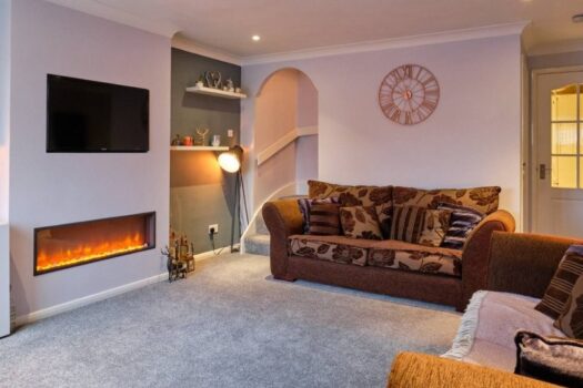 Two Bedroom House For Sale in Anderson Close