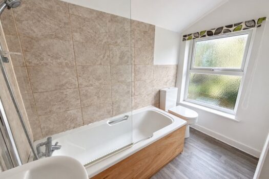 Two Bedroom House To Let in Lacey Street