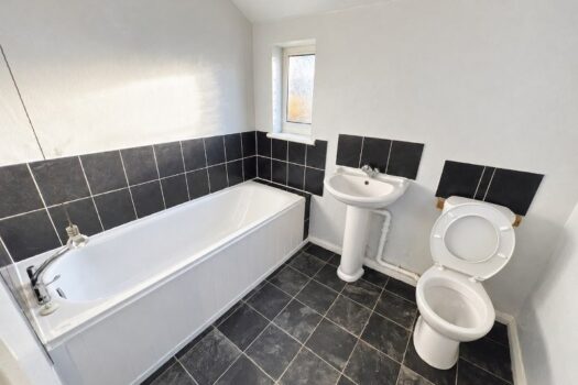 Three Bedroom House For Sale in Cromer Road