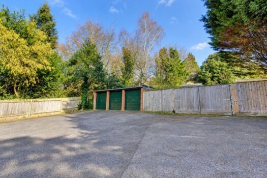 Two Bedroom Apartment To Let In Gresham Court