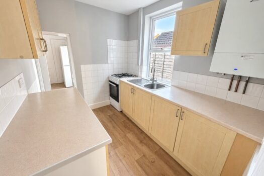 Two Bedroom House For Sale in Leopold Road