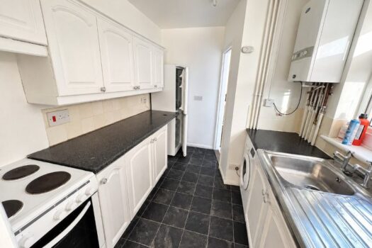 Three Bedroom House For Sale in Cromer Road