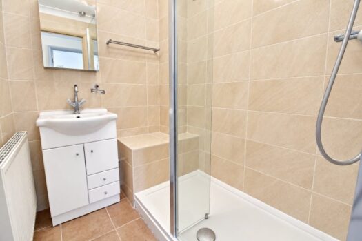 Two Bedroom Apartment To Let In Gresham Court